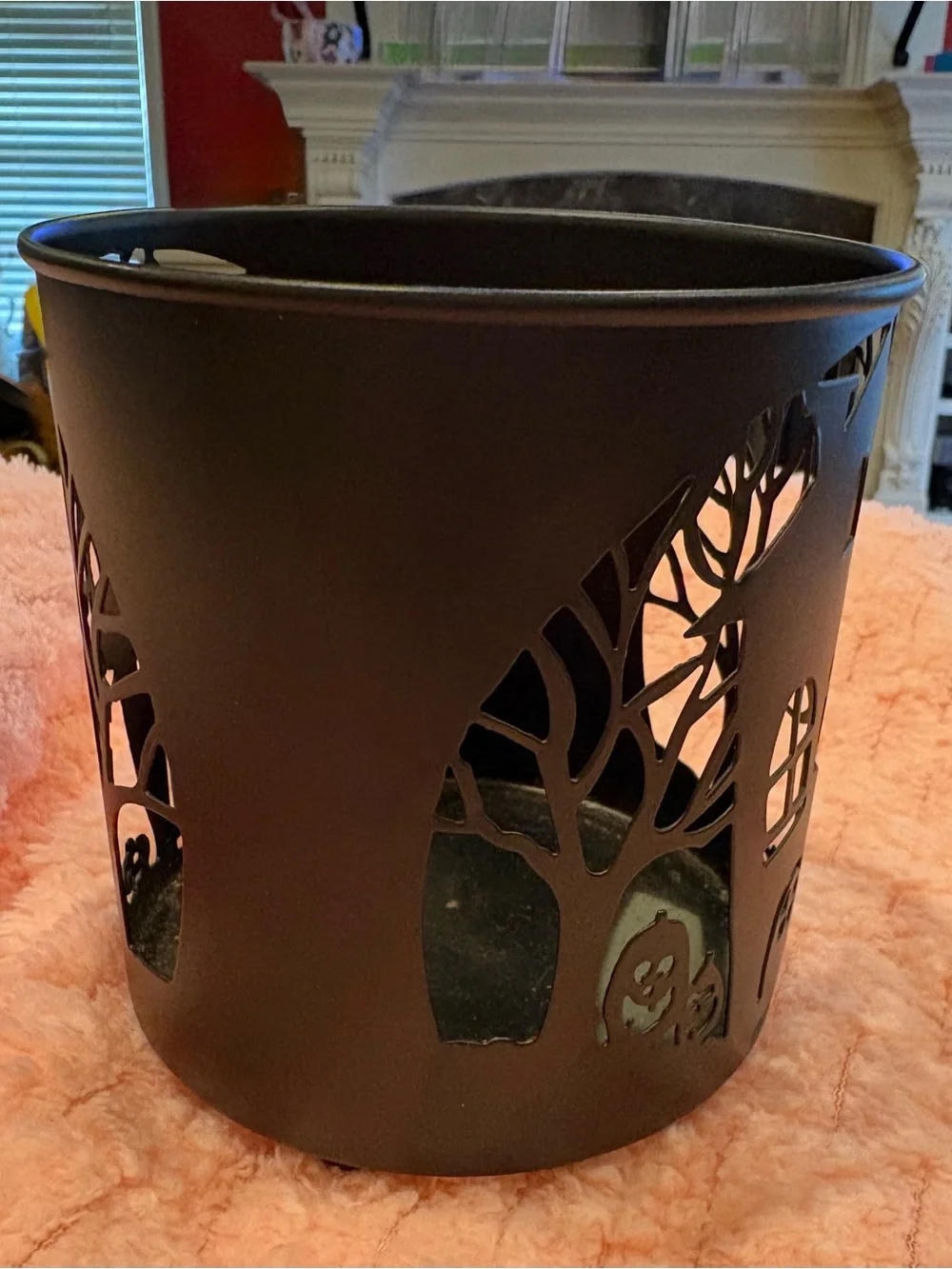 Yankee Candle Halloween metal jar candle holder.